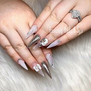 Meet your Posher, Cassandra